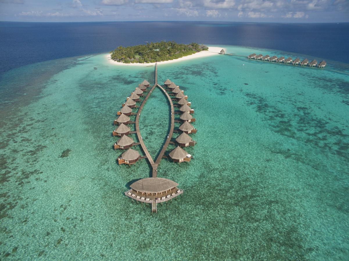 Angaga Island Resort And Spa Exterior photo
